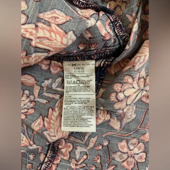 Girls old navy blouse - Picture 6 of 7